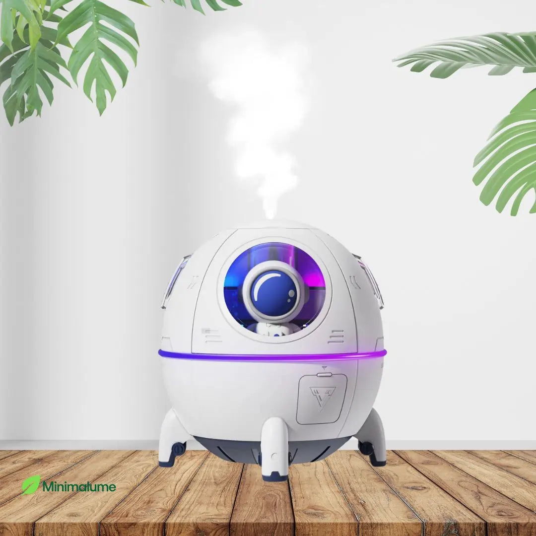 Umidificador Astronauta – 220ml, LED Colorido e Névoa Suave para Respiração Confortável