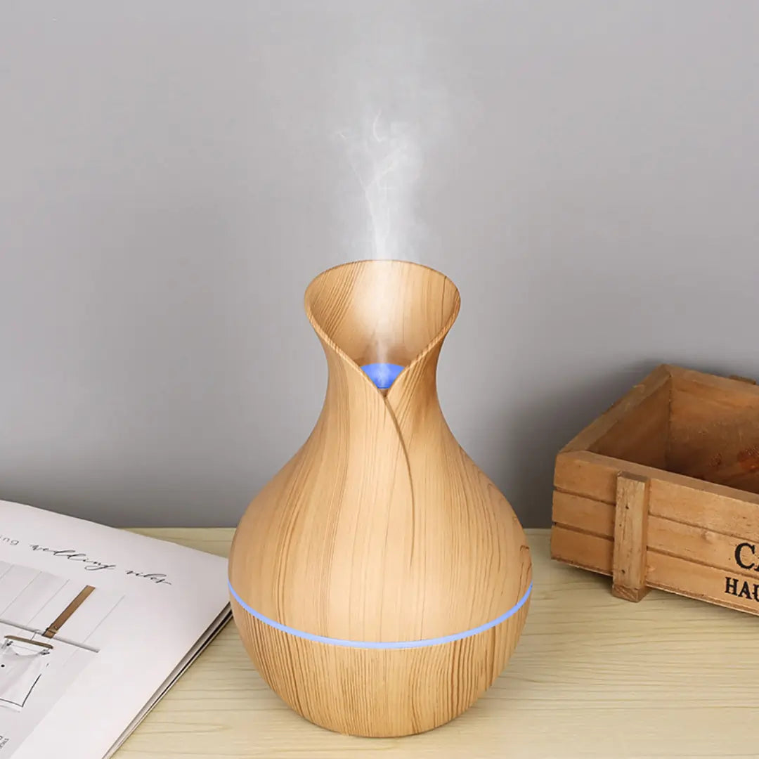 UMIDIFICADOR Difusor Vaso Madeira clara funcionando