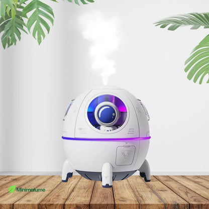 Umidificador Astronauta – 220ml, LED Colorido e Névoa Suave para Respiração Confortável